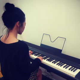 Lectii online de pian, cu Lena Napradean, Tip abonament: 8 sedinte
