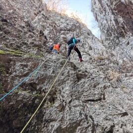 Canyoning in Sinaia si Dambovicioara - adrenalina si distractie garantata!, Optiuni: Canyoning Sinaia